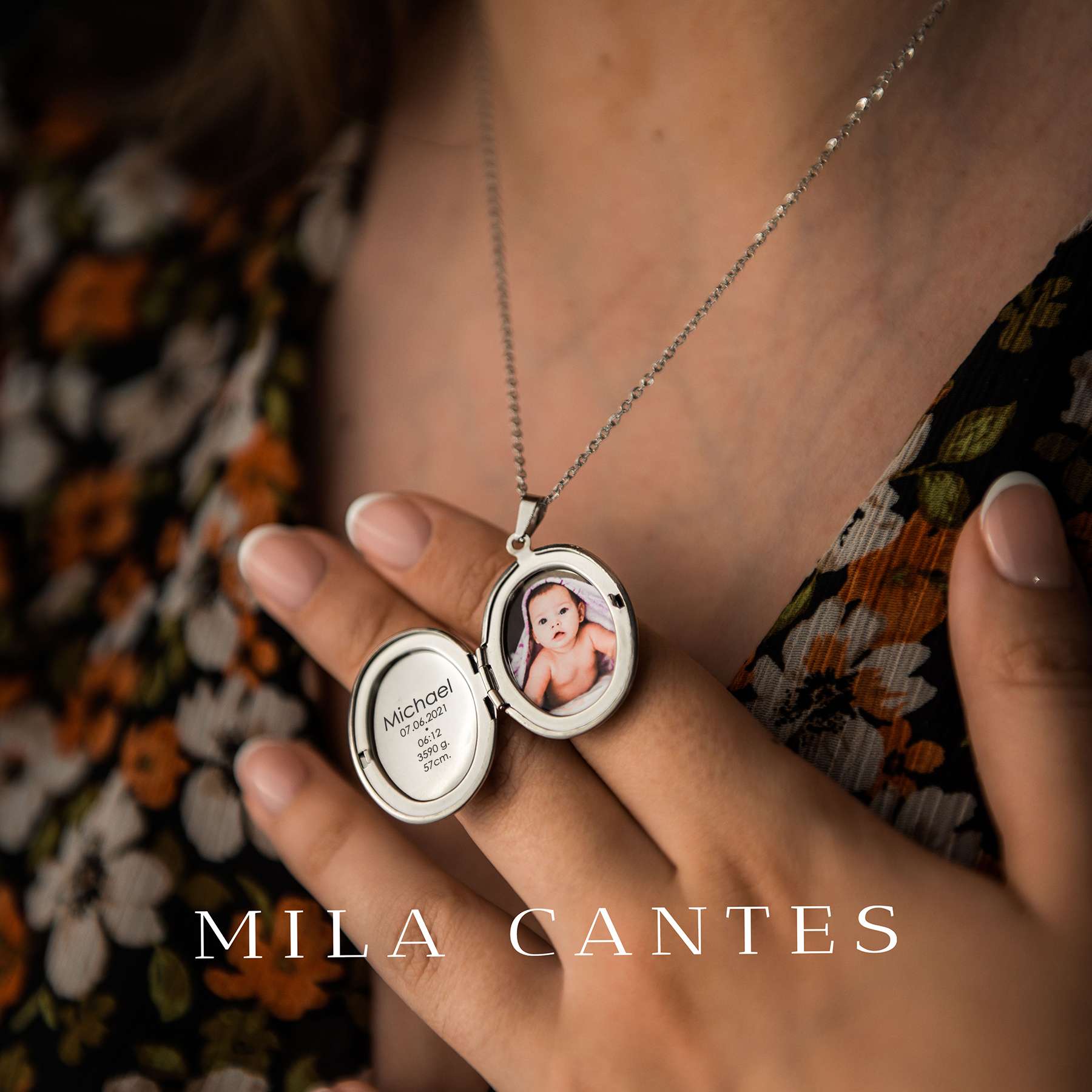 OVAL LOCKET | My Baby - MILA CANTES
